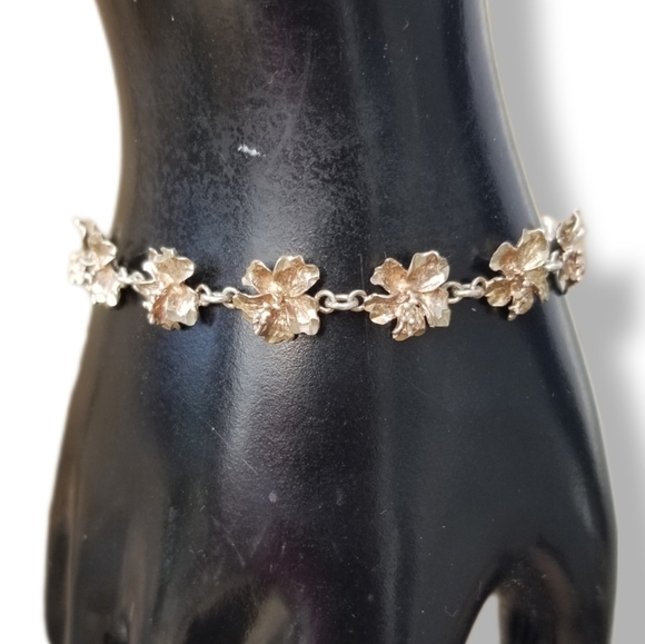 VINTAGE STERLING SILVER  P&J SIGNED HIBISCUS FLOWER TENNIS BRACELET - Picture 2 of 11